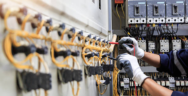 Professional Electrician technician working in Mountainside, NJ